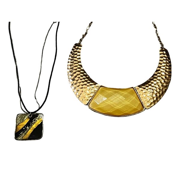 Boho Necklace Bundle of Necklaces Marbleized Glass and Pressed Gold Costume Jewe - Picture 2 of 10